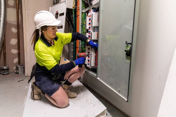 Best Circuit Breaker Repair  in Carbondale, KS